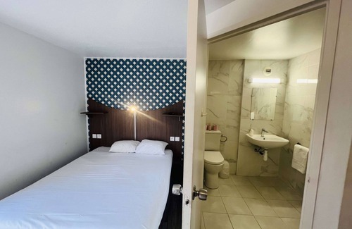 Val-de-Reuil Hotel | Kyriad Direct Rouen Sud - Val de Reuil