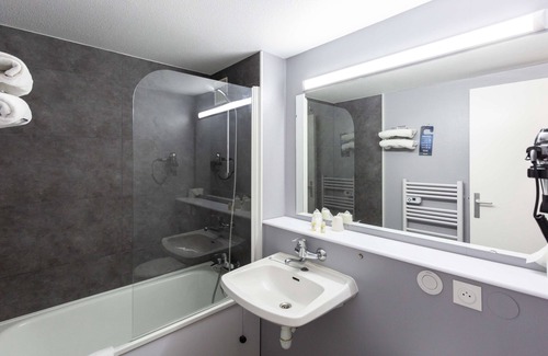 Issoudun Hotel | Kyriad Issoudun
