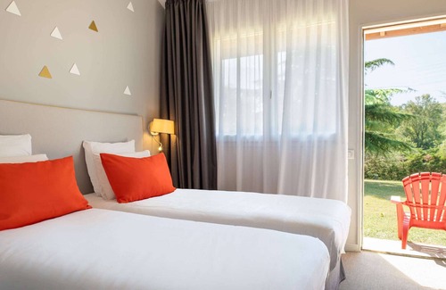 Chesnes Hotel | Kyriad Lyon Est – Saint Quentin Fallavier