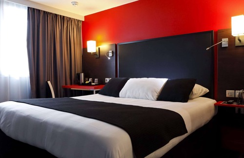 Sainte-Foy-les-Lyon Hotel | Kyriad Lyon Sud Sainte Foy