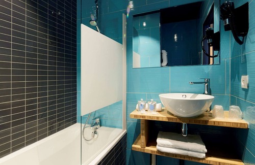 Blancarde Hotel | Kyriad Marseille Blancarde - Timone