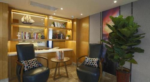 Weiyang House | Kyriad Marvelous Hotel·Xi'an North High-speed Railway Station