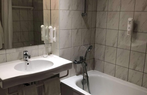 Montbeliard Hotel | Kyriad Montbeliard Sochaux
