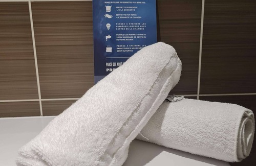 Lattes Hotel | Kyriad Montpellier Sud - A709