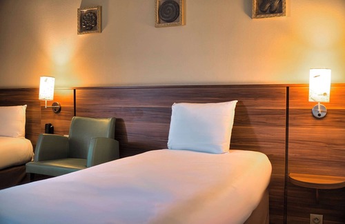 Sausheim Hotel | KYRIAD PRESTIGE MULHOUSE - Basel