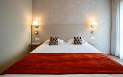 La Guymauviere-La Hulotais-La Bourelais Hotel | Kyriad Prestige Saint-Malo