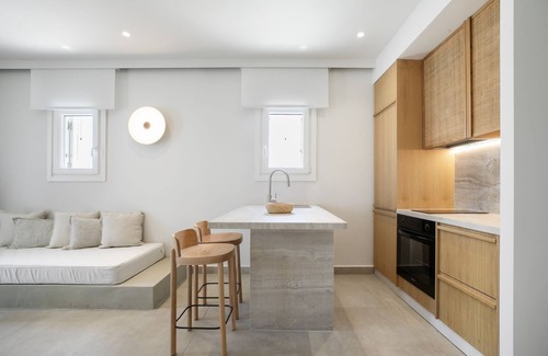 Loutra House | Kythnos Blue - Suite 4 Luxurious, Sea Front