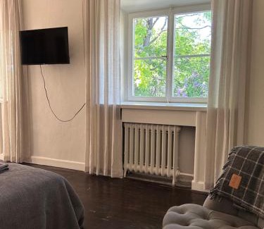 Stallarholmen Apartment | Lägenhet i Rosa Villan anno 1917