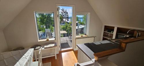 Nora House | Lägenhet med sjöutsikt