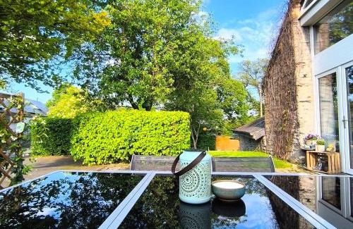 Tavigny House | Lî Gurni