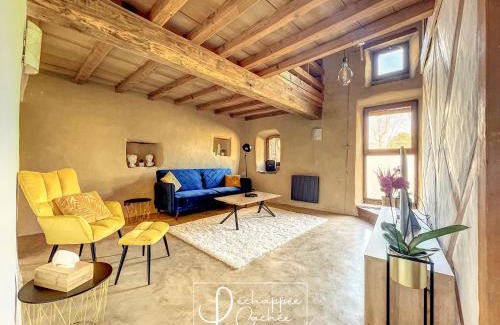 Saint-Etienne-de-Fontbellon House | L’ Échappée Cachée - Gîte de Charme