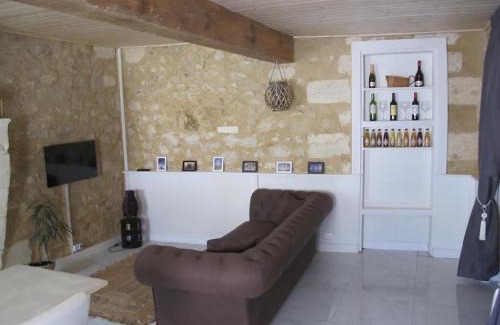 Bourg-sur-Gironde Apartment | L'écrin de Najatte