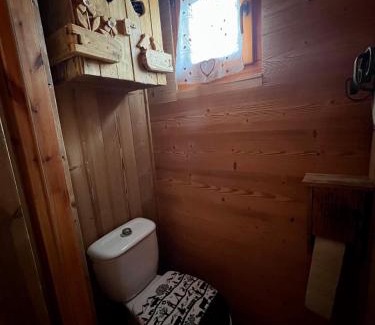 Saint-Laurent-en-Grandvaux Ski Chalet | l'écureuil