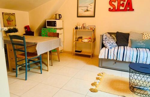 Plouhinec Apartment | L Écurie