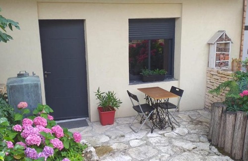 Checy Apartment | L'établi
