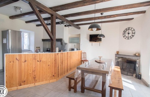 Aveze House | L'étape Avezoune - Aveze