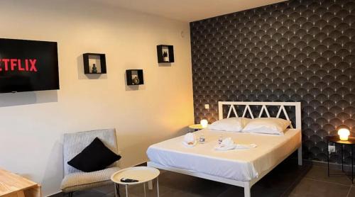 Le Creusot Apartment | L Évasion Cosy Central Cosy