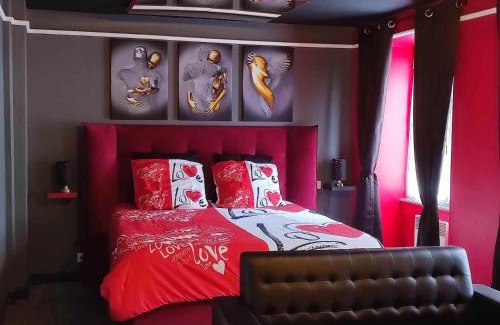 Saint-Pierre-de-Plesguen Apartment | L'évasion Plaisir Privé SPA