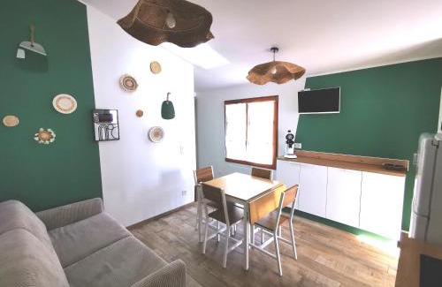 Saint-Hilaire-la-Palud Apartment | L'Aarona du Lidon