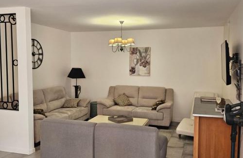 Sainte-Genevieve-les-Gasny House | L'Abaca 27