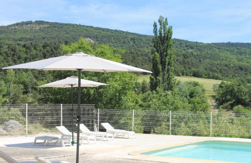 Simiane-la-Rotonde Apartment | L' ABBADIE