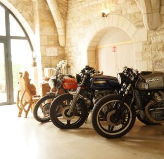 Tonnerre Bed & Breakfast | L'abbaye Saint Michel