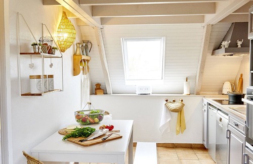 Saint-Quay-Perros House | L 'Abri de Marie, charming duplex gite 2 steps from the pink granite coast