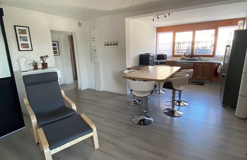 Font-Romeu-Odeillo-Via Apartment | L'ADRET - COSY ACCOMMODATION IN A PYRENEAN BUILDING - PRIVATE ENTRANCE