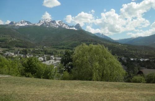 Barcelonnette Apartment | L'Adroit