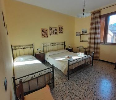 Guspini Bed & Breakfast | L'Agrifoglio di Emy