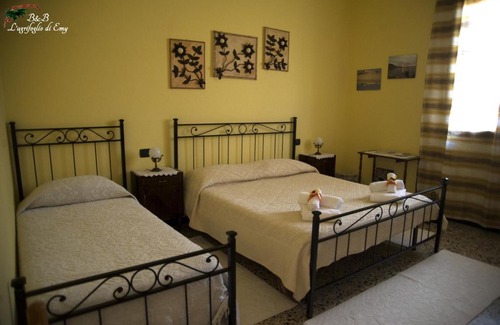 Guspini Bed & Breakfast | L'Agrifoglio di Emy