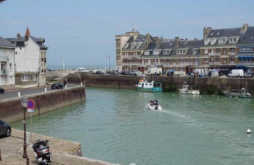 Saint-Valery-en-Caux Apartment | L'ailly