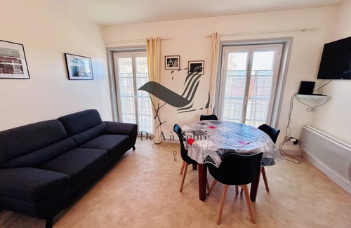 Rochefort Apartment | L'Albatros - Apartment in the heart of the city