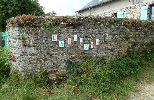 Saint-Martin-de-Sallen House | L' ALBIZIA