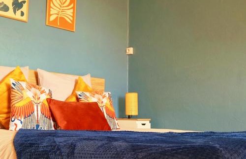 Le Marais Apartment | L'Alcôve de l'Olivier - Studio cosy proche gare