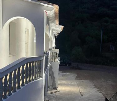 Nuditta House | L 'alchitti