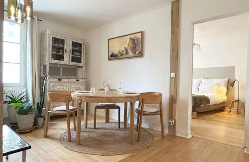 Chartres Apartment | L'Alcove