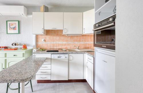 Six-Fours-les-Plages Apartment | L'Alisier - climatisé à 5 min de la plage