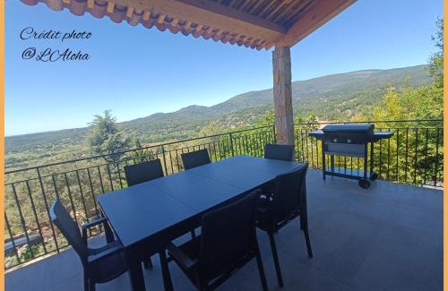 Fayence House | L'Aloha Gîte de charme au cœur de Fayence avec Vue Panoramique