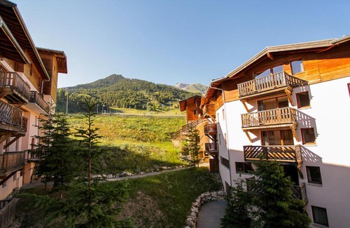 Aussois Apartment | L'Alpin- Appartement 2ch au pied des pistes- tarif lits faits et linge de toilette compris