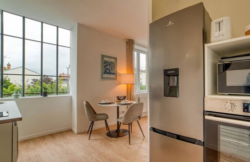 5th Arrondissement Apartment | L'Amandier - Superbe appart au coeur de Lyon 5