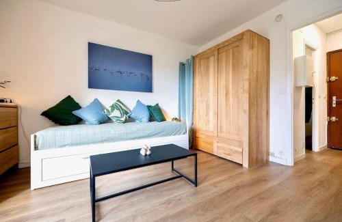 Les Beaux-Arts Apartment | L'Amarante, T1 avec Terrasse, Beaux Arts