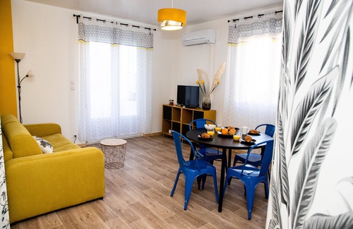 Lezignan-Corbieres Apartment | 💛 L'Amarillo 💛 Clim Wifi 4 people