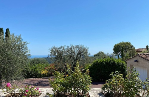 Tourrettes-sur-Loup House | L'Aminèxe - simple quiet under the stars in the fresh air