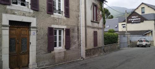 Arreau Apartment | L'ancien Hôtel du vieux Cèdre