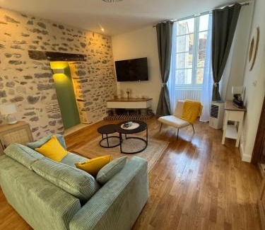 Avallon Apartment | L ancien presbytere