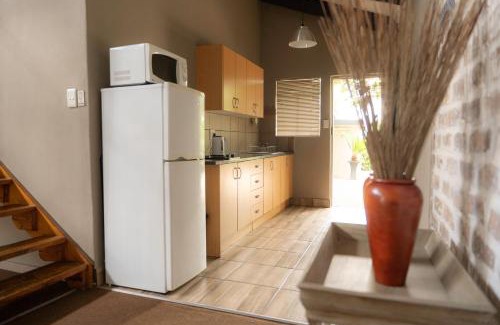 Middelburg Bed & Breakfast | L'anda Guesthouse & self catering