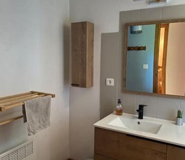 Pont-Saint-Esprit House | L'annexe de L' Bergerie - L’ Ardèche - Via Rhona