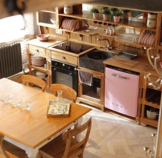 Lans-en-Vercors House | L'annexe du chateau des Girards