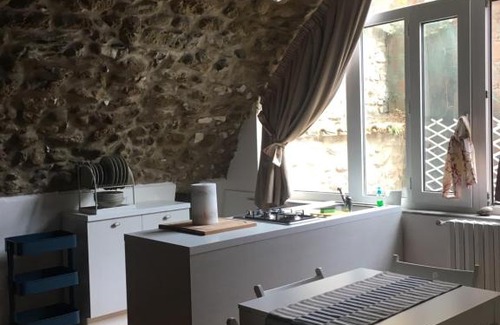 Palinuro House | L'Antica Torre Del Porto